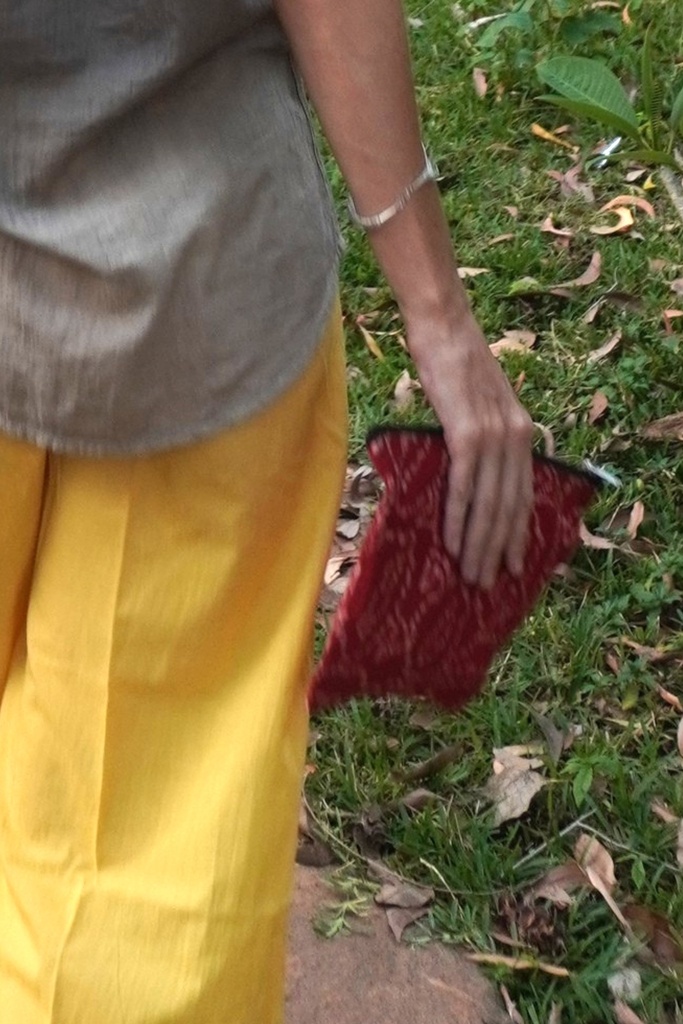 MEDIUM POUCH, RED, BATIK, COTTON